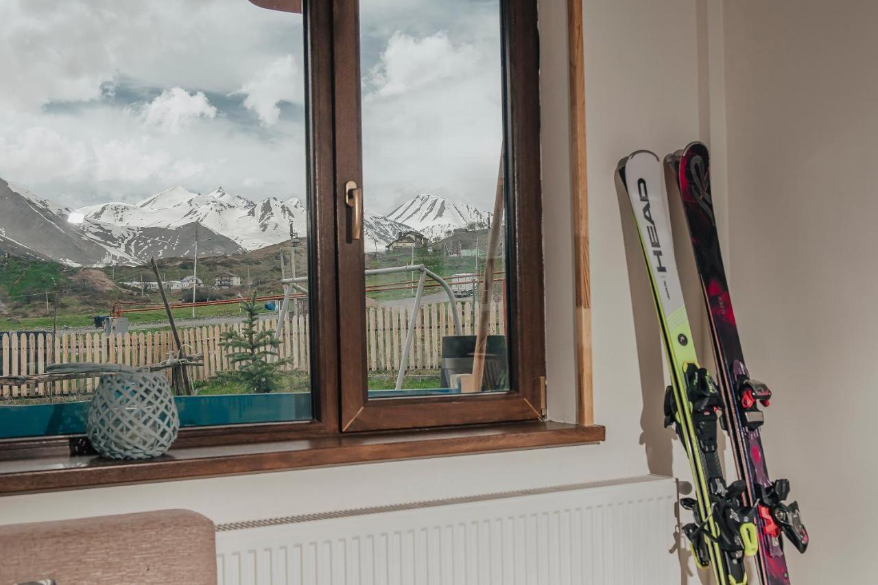 Ski House Bluebird Gudauri Kültér fotó